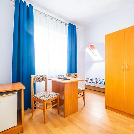 Privatunterkunft Alga *